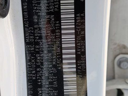 Used 2024 Toyota Camry LE image 11