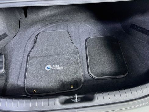 Used 2024 Hyundai Elantra SEL image 24