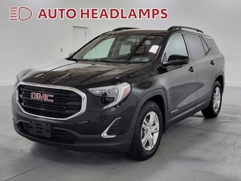 Used 2020 GMC Terrain SLE w/ Driver Convenience Package FWD image 4