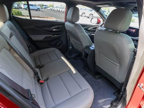 Used 2024 Buick Envista Preferred FWD image 24