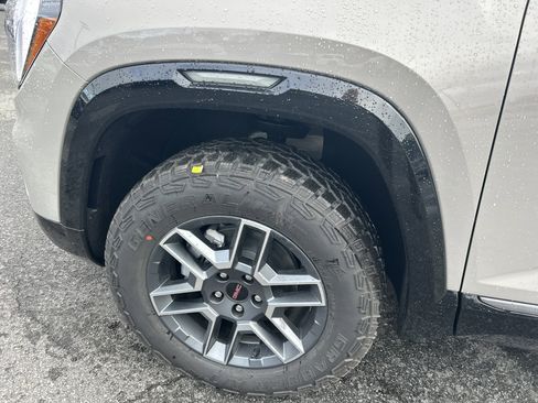 New 2026 GMC Terrain AT4 image 4