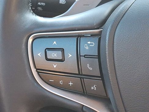 Used 2023 Lexus ES 250 w/ Premium Package image 21