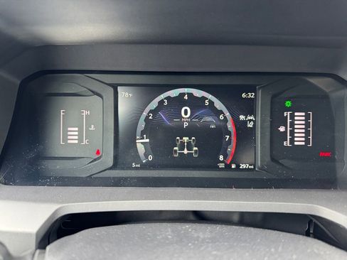 New 2025 Toyota Tacoma SR5 image 31