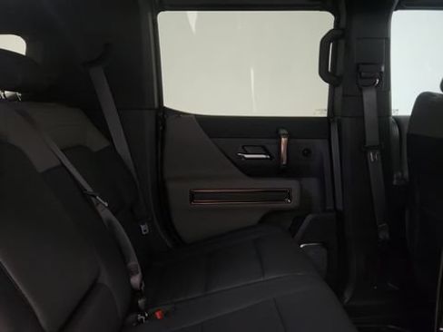 Used 2025 GMC Hummer EV 2X AWD/4WD image 40