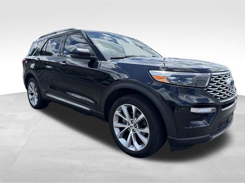 Used 2022 Ford Explorer Platinum w/ Equipment Group 601A AWD/4WD image 5