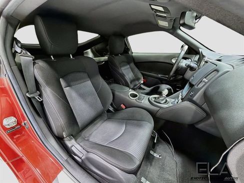 Used 2013 Nissan 370Z Coupe RWD image 31