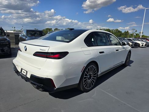 New 2026 BMW 760i xDrive w/ Luxury Rear Seating Package AWD/4WD image 2