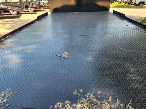 New 2024 Chevrolet Low Cab Forward image 31