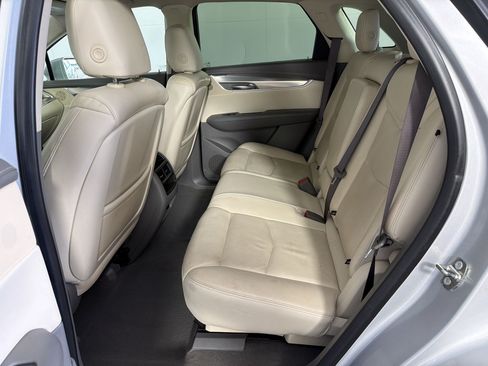 Used 2018 Cadillac XT5 Luxury w/ Driver Awareness Package FWD image 23