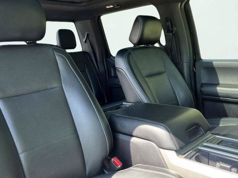 Used 2016 Ford F150 Lariat w/ Equipment Group 502A Luxury AWD/4WD image 27