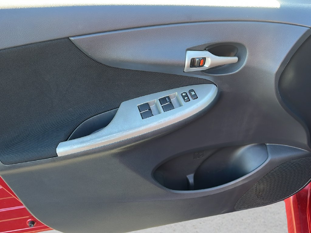 Used 2013 Toyota Corolla S w/ Premium Pkg FWD image 9