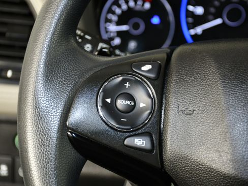 Used 2018 Honda HR-V EX image 21