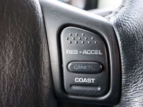 Used 2005 Jeep Wrangler X w/ Rocky Mountain Edition Group image 27