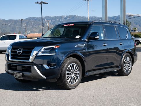 Used 2021 Nissan Armada SL w/ Captain's Chairs Package image 8