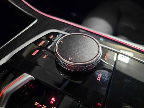 New 2026 BMW X5 xDrive40i w/ M Sport Package image 25