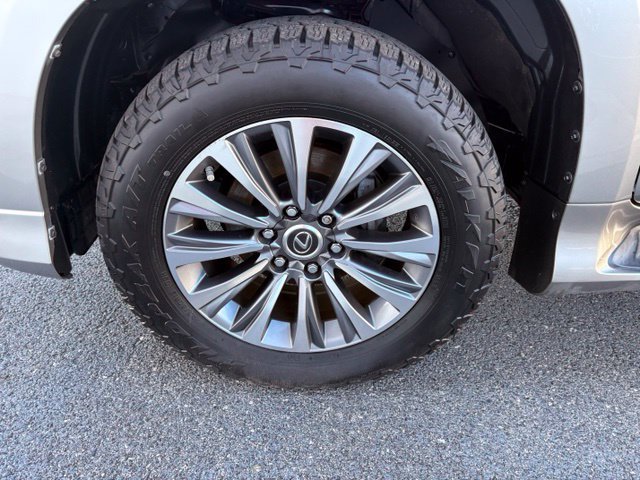 Used 2020 Lexus GX 460 Luxury w/ Accessory Package AWD/4WD image 13