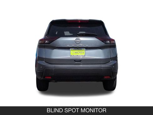 Certified 2025 Nissan Rogue SV FWD image 9