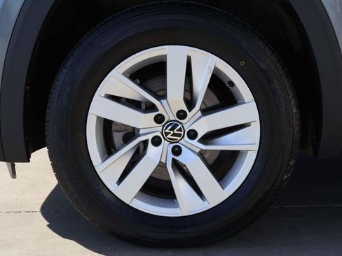 Used 2021 Volkswagen Atlas S image 6