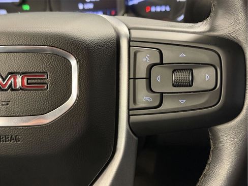 Certified 2022 GMC Sierra 2500 SLT w/ SLT Convenience Package image 18