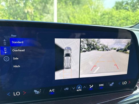 Used 2026 Chevrolet Traverse Z71 w/ Enhanced Driving Package AWD/4WD image 26