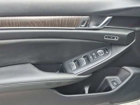 Used 2020 Honda Accord EX-L image 13