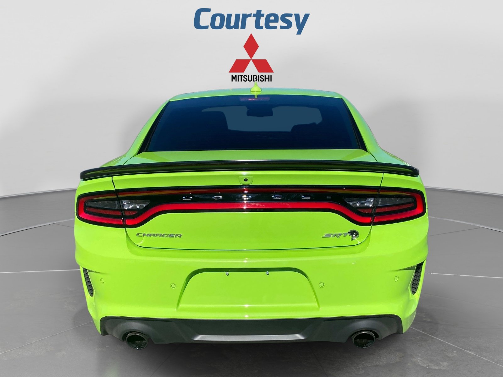Used 2023 Dodge Charger SRT Hellcat w/ Harman/Kardon Audio Group RWD image 4