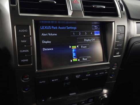 Used 2018 Lexus GX 460 Premium w/ Premium Package image 23
