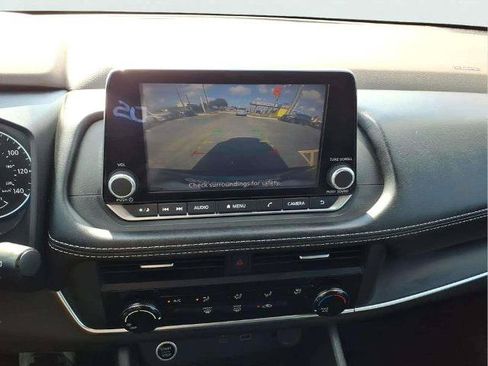 Certified 2023 Nissan Rogue S FWD image 14