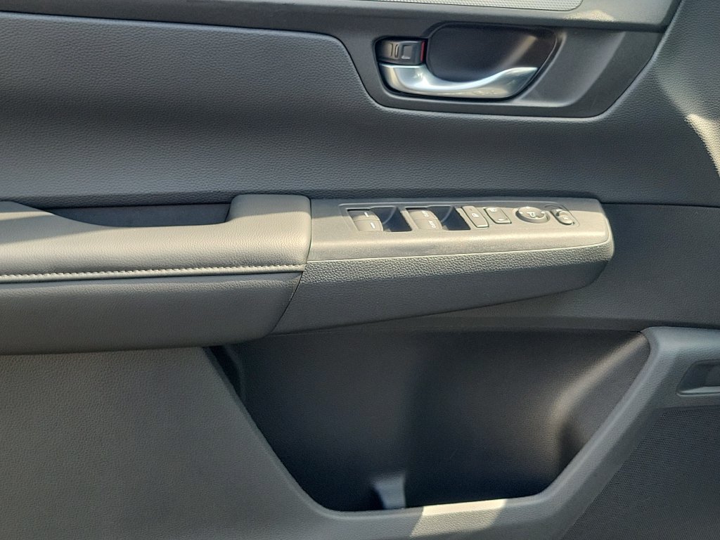 Certified 2025 Honda CR-V EX image 19