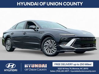 New 2025 Hyundai Sonata SEL video 1