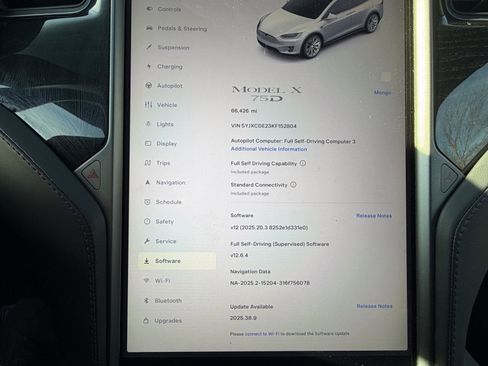 Used 2019 Tesla Model X Long Range image 11