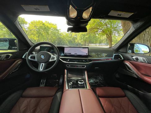 Used 2026 BMW X6 M60i image 30