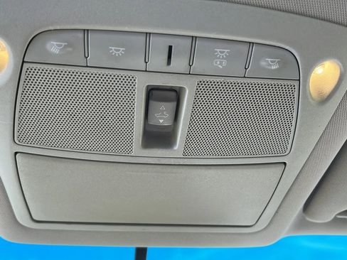 Used 2015 Nissan Altima 2.5 SV w/ Convenience Package FWD image 23