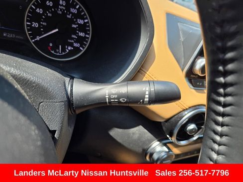Used 2024 Nissan Sentra SV w/ SV Premium Package FWD image 24