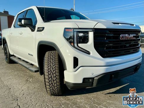 Used 2025 GMC Sierra 1500 Elevation w/ Elevation Premium Package image 3