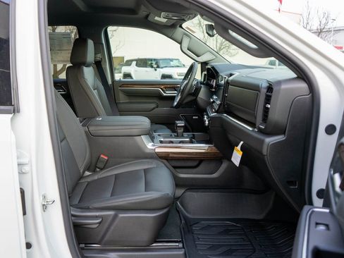 New 2026 GMC Sierra 1500 Elevation w/ Elevation Premium Package image 10