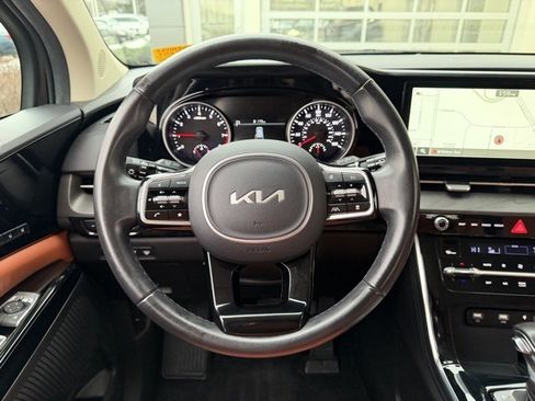 Used 2022 Kia Carnival SX image 22