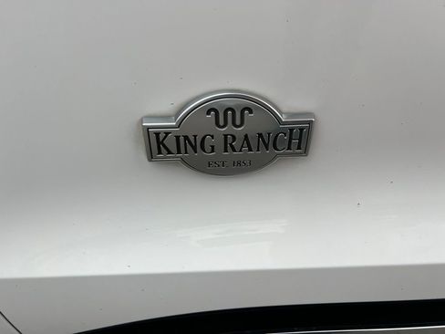 Used 2023 Ford Explorer King Ranch w/ Technology Package image 15