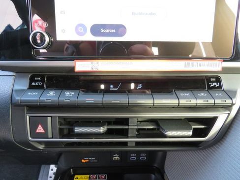 Certified 2026 Toyota Camry SE image 26