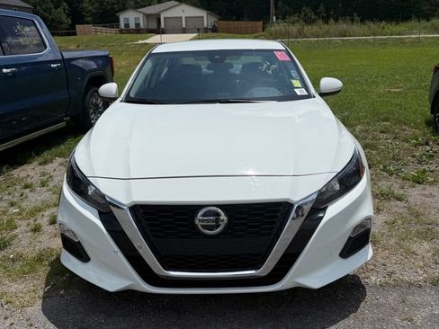 Used 2022 Nissan Altima 2.5 S FWD image 3