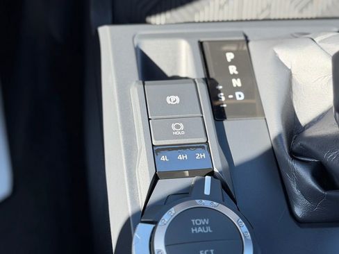 Used 2024 Toyota Tacoma SR5 image 16