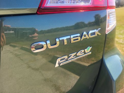 Used 2012 Subaru Outback 2.5i Limited w/ Moonroof Pkg image 26