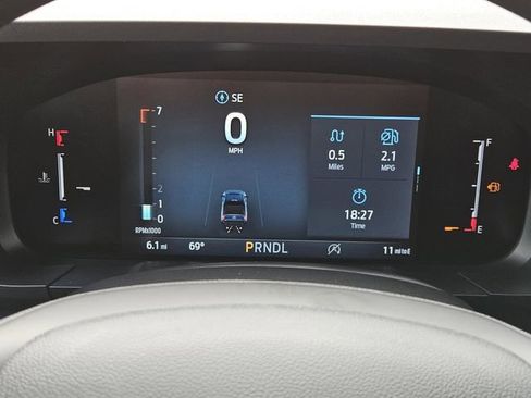 New 2025 Ford Maverick XL w/ Equipment Group 102A image 19