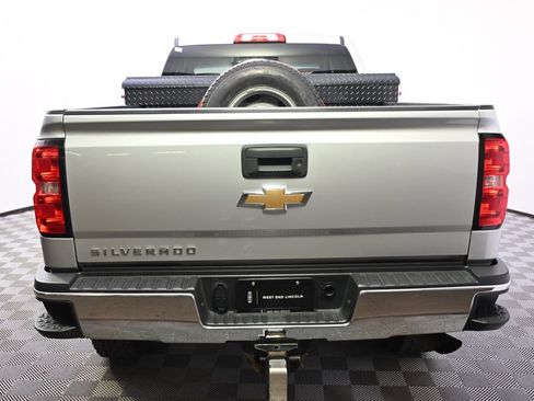 Used 2018 Chevrolet Silverado 2500 W/T w/ WT Fleet Convenience Package AWD/4WD image 4