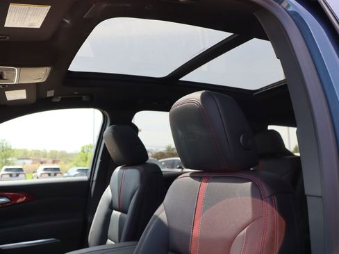 New 2026 Chevrolet Traverse RS AWD/4WD image 33