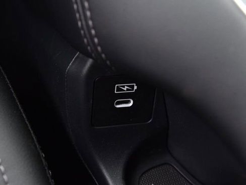 New 2026 Honda HR-V EX-L image 18