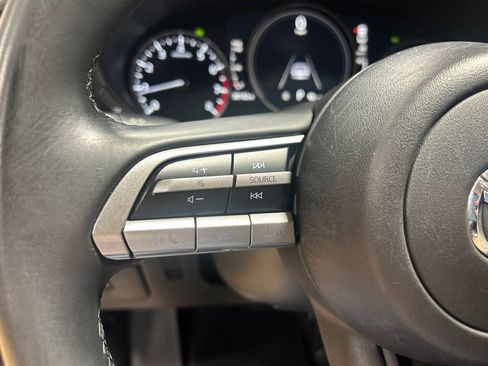 Used 2021 MAZDA MAZDA3 s FWD image 22
