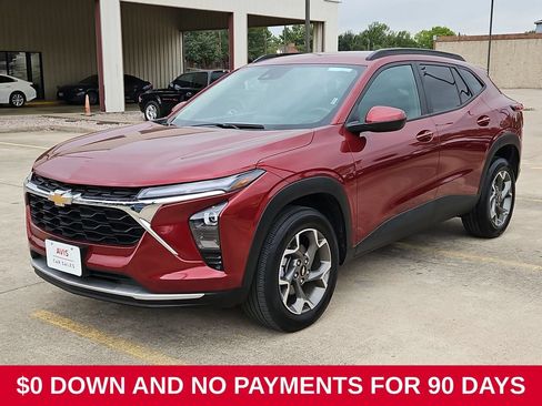 Used 2025 Chevrolet Trax LT w/ LT Convenience Package FWD image 1