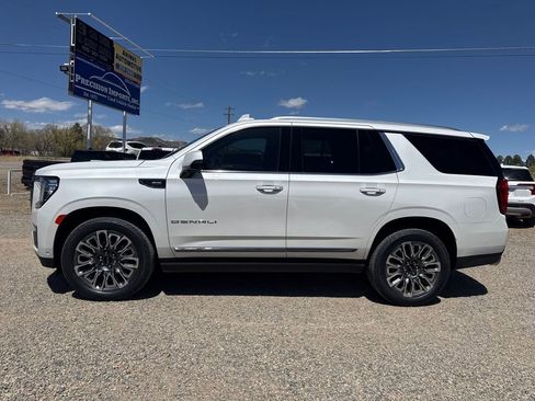 Used 2023 GMC Yukon Denali Ultimate image 4