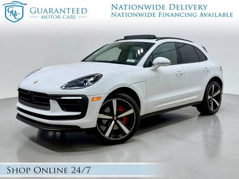 Used 2024 Porsche Macan S AWD/4WD image 1